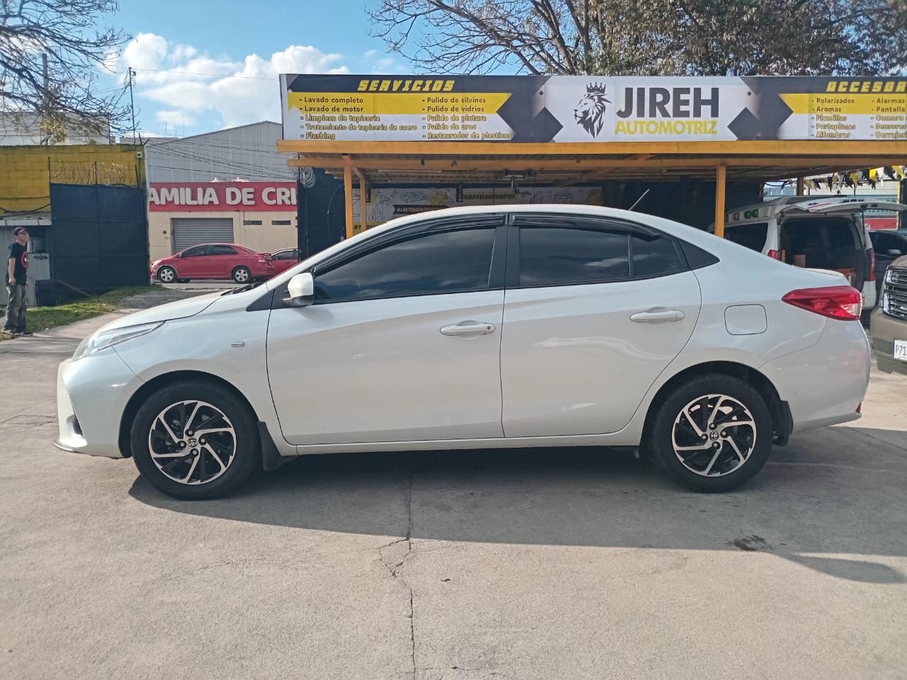 TOYOTA YARIS 2022 MECANICO DE AGENCIA